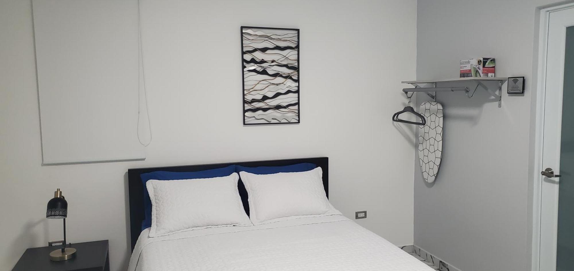 2 Palmas Str Hotel Агуадила Екстериор снимка